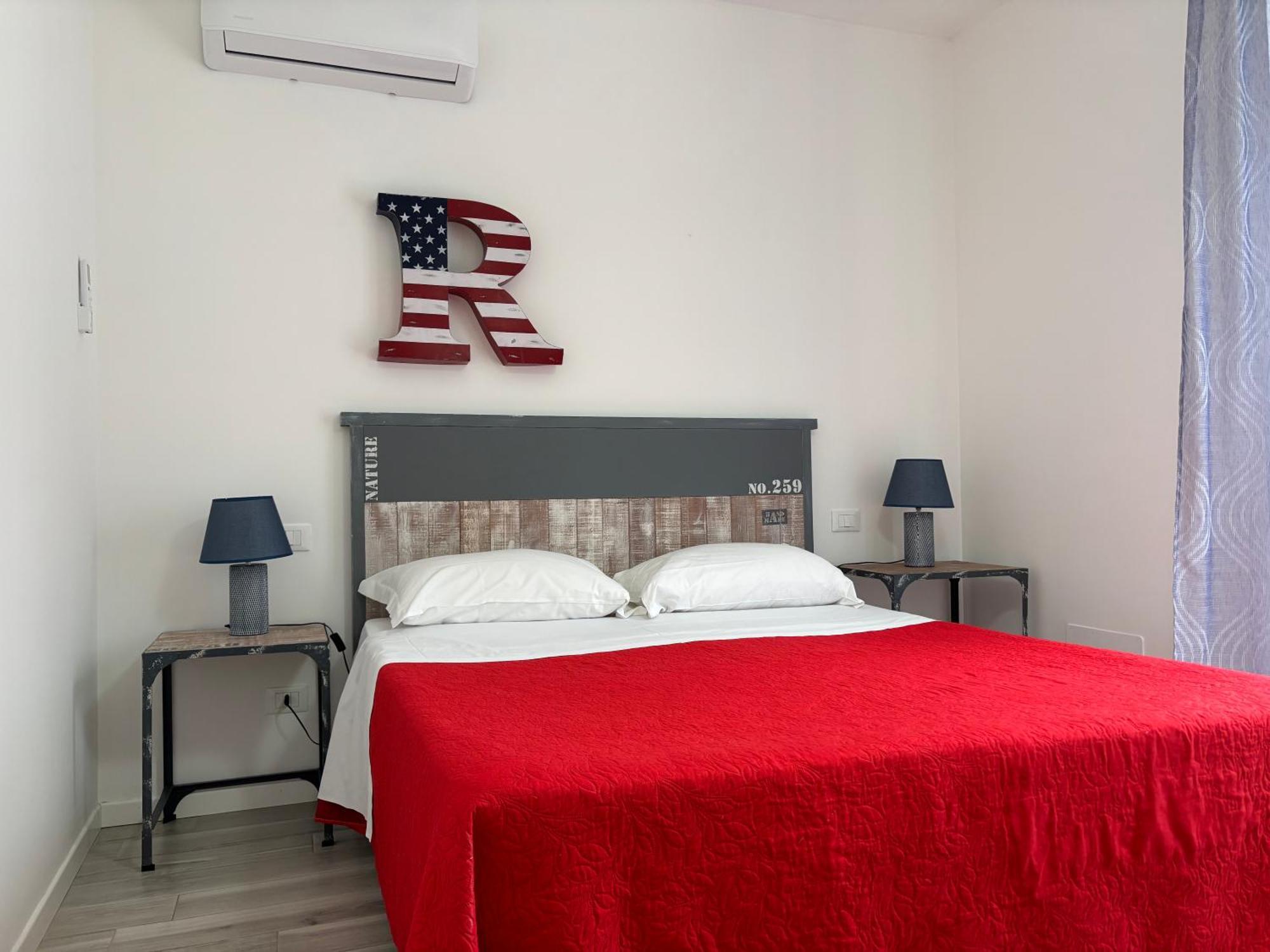 Cala Azzurra Macari Bed And Breakfast And Holidays House Esterno foto